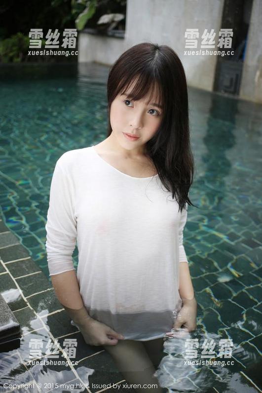 美媛馆-小魔女奈奈 美媛馆 - 最新资源!小魔女奈奈的美脚爆表了。小心别踩着她的魔法了哦!