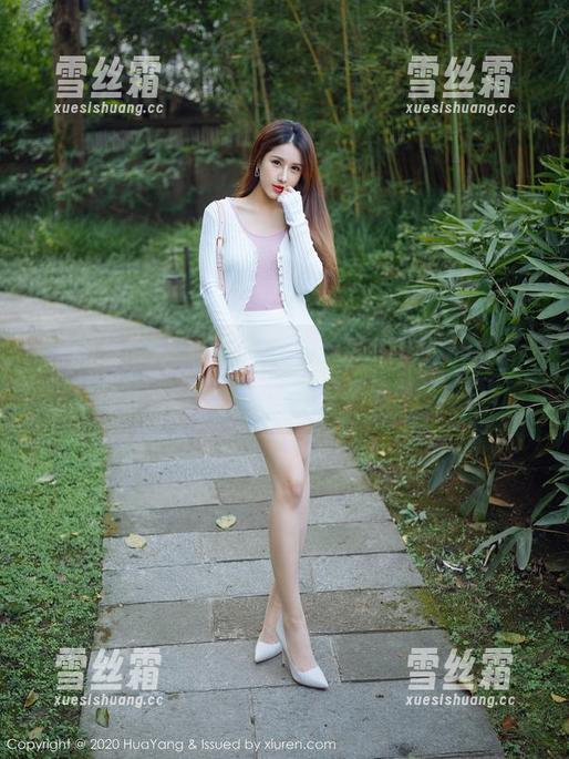 花漾show-玥儿玥er 花漾show - 高清合集:玥儿玥er的水手服,似乎每一个角度都料峭春风
