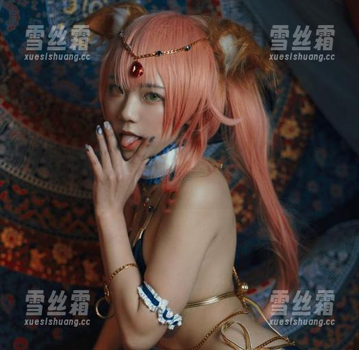 蓝小沂KiKi 黑丝与蓝小沂KiKi的自我对话,删繁复简的壁纸汇!
