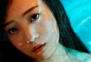 蜜桃社 - 结衣短裤资源大公开，这身搭配让我终于找到了夏天的态度。