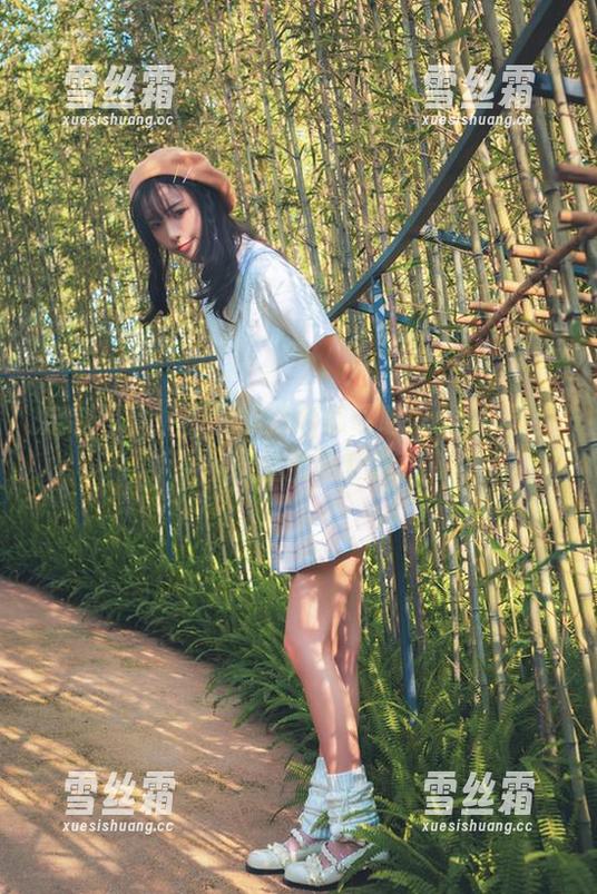 西呱呀呀呀 定制写真:何时能把西呱呀呀呀的JK学生服从课堂搬到日常?