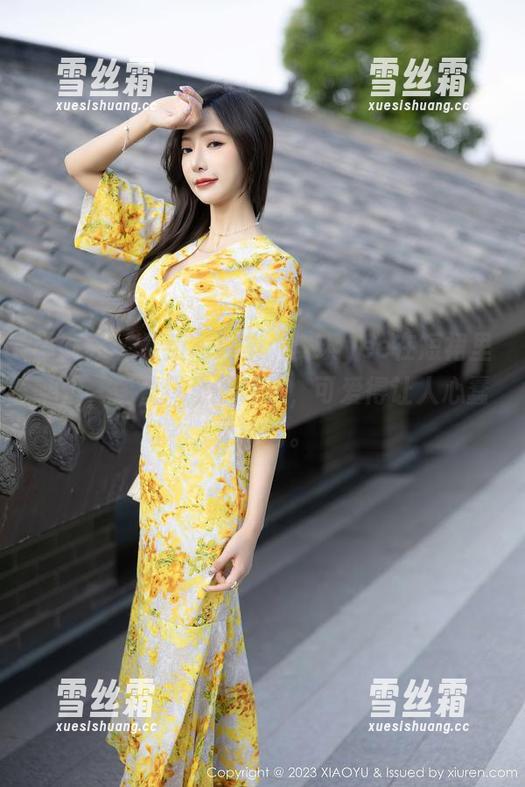 语画界-安琪yee 语画界 - 最新写真集:安琪yee在短裙里翻滚,像秋风里的叶子,可爱得让人心蠢蠢欲动。