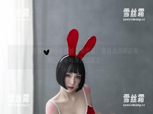 超辣的林一 微密圈 - 超辣的林一与他的学妹图包:我目光游离在每一帧,真有种跟拍的错觉!