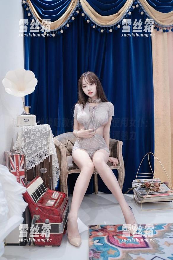 过期米线线喵教你如何优雅使用女仆：高清图集让每一招都充满魅力