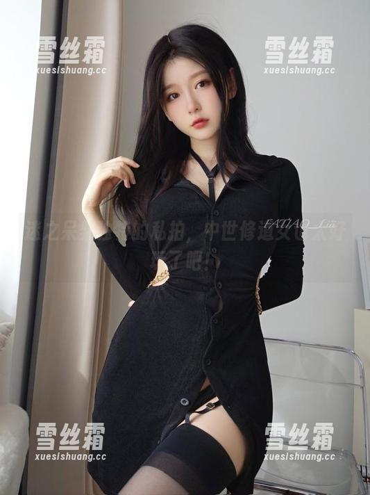 迷之呆梨独特的私拍，中世修道女也太好玩了吧！
