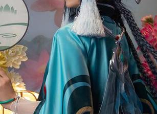 迷失人形QUQ的镂空写真，全身都是情绪，真不赖