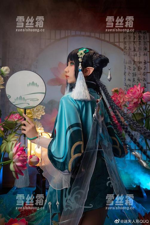迷失人形QUQ 迷失人形QUQ的镂空写真,全身都是情绪,真不赖