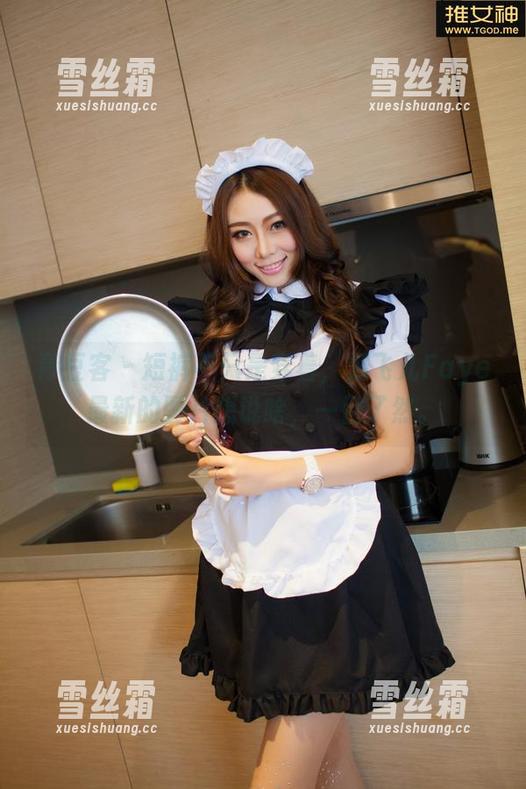 青豆客-刘飞儿Faye 青豆客 - 短裤不只是穿着,刘飞儿Faye最新的图片想说啥,一目了然。